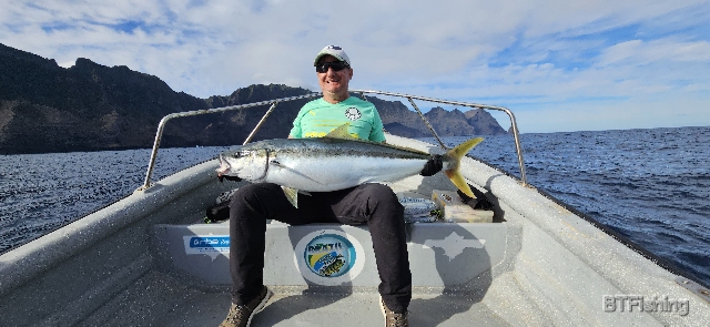 Fotos da pesca esportiva na Ilha de Robinson Cruso no Chile